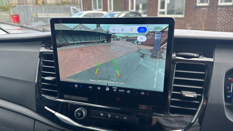 Ford Transit Minibus Transit 460 L4 Minibus Diesel Rwd 2.0 EcoBlue 165ps H3 17 Seater Trend Auto [Nav]